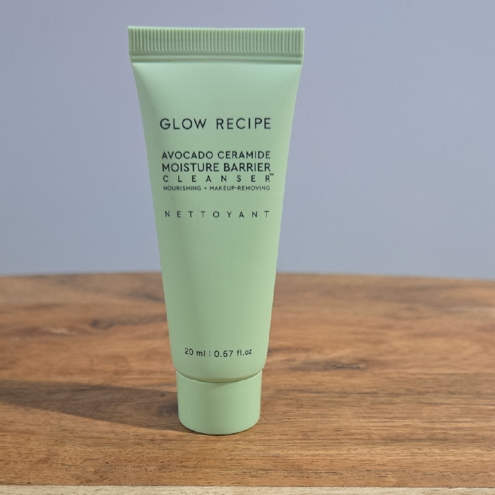 Glow Recipe Avocado Ceramide Cleanser .67oz *NEW*